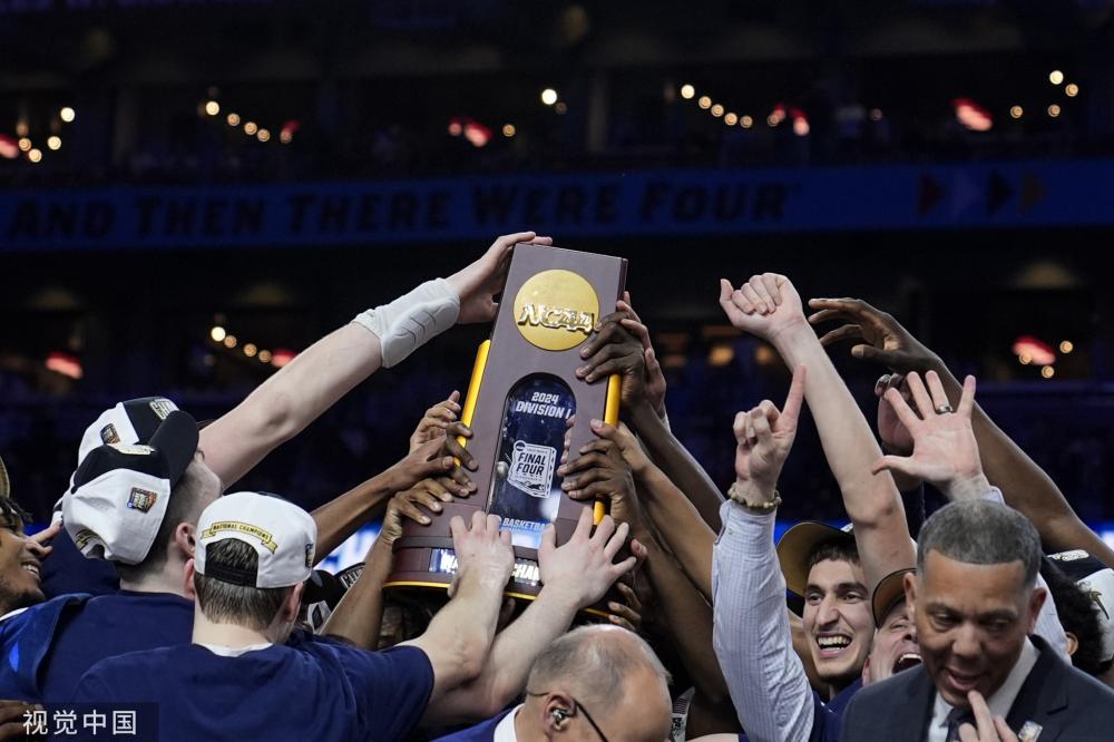 更是在为慈 更是在为慈