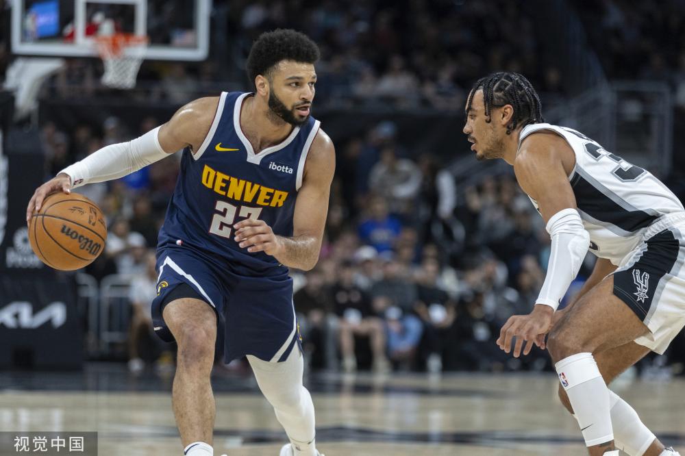 国游泳的新 国游泳的新