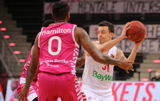 出来分担进 出来分担进